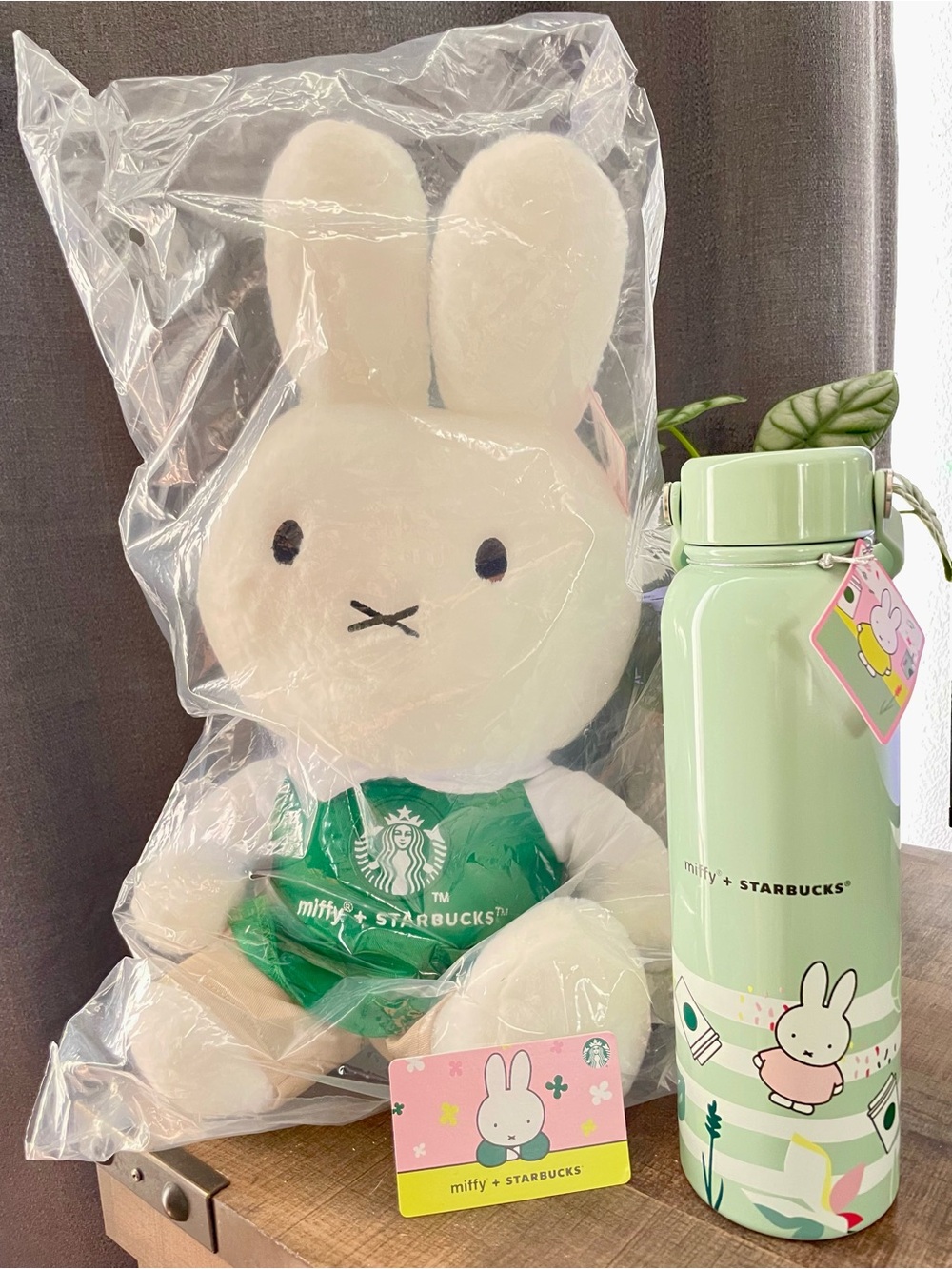 🌟 LAST SET🌟 Miffy x Starbucks colab White Miffy Plush and SS water bottle